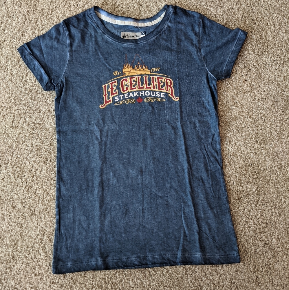 Disney Parks Epcot Le Cellier Steakhouse Shirt S